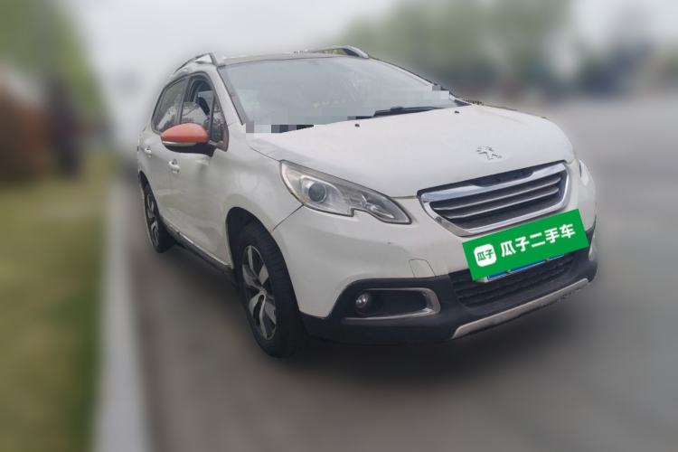 Used Peugeot 2008 2015 1.6THP Automatic Fashion Edition Front Right 45 Deg