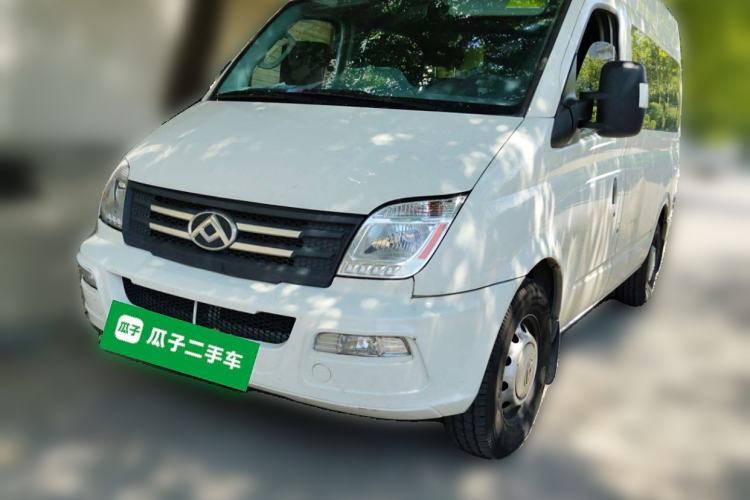 Used SAIC MAXUS Xintu V80 2023 2.0T Manual Classic Aoyuntong Power Version Short Wheelbase Ultra-Low Roof 5/6-Seater