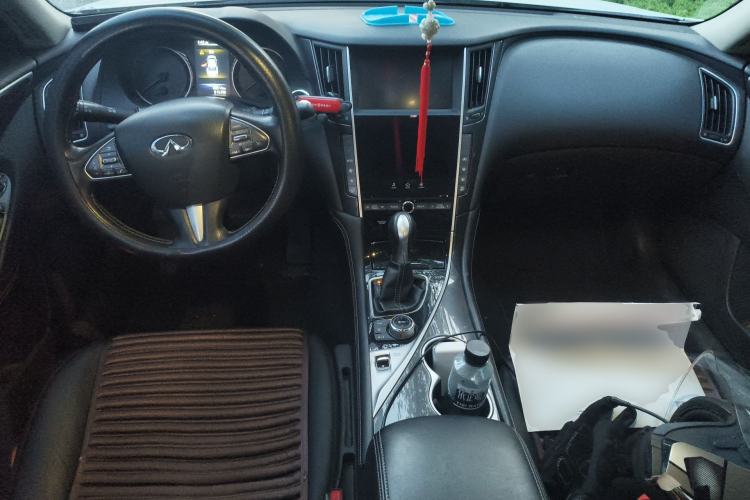 Used Infiniti Q50L 2016 2.0T Comfort Edition
