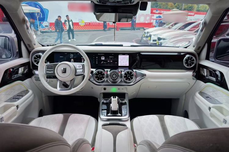 Used Cyberspace Tank 300 2021 2.0T Cyber Tank