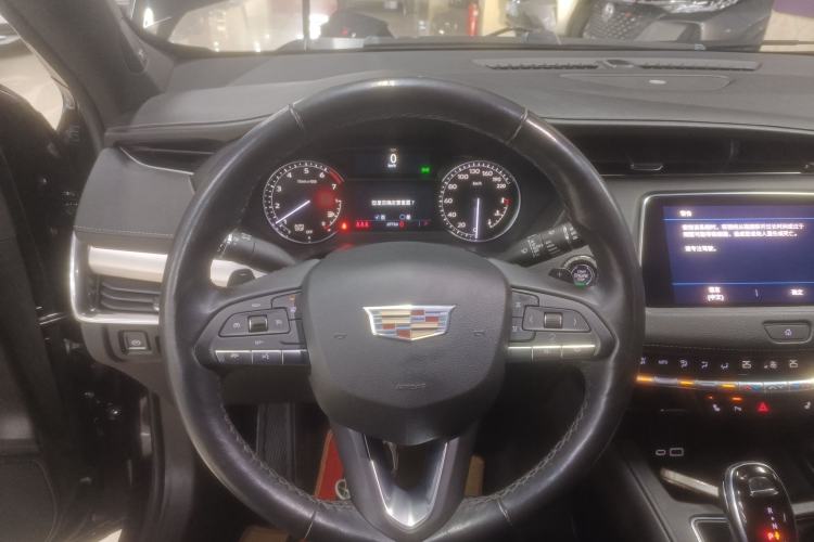 Used Cadillac XT4 2021 28T Two-Wheel Drive Leading Version