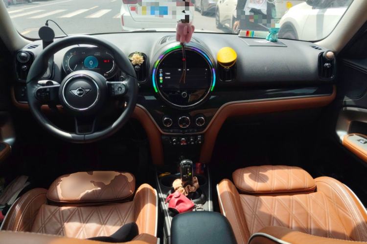 Used MINI Countryman 2022 Updated 2.0T COOPER S ALL4 Center Console