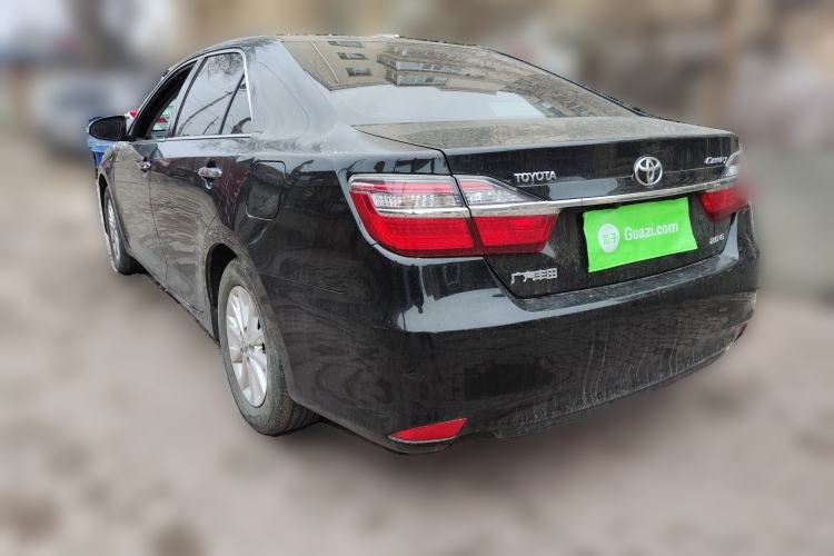 Used Toyota Camry 2016 2.0G 10th Anniversary Leading Edition
