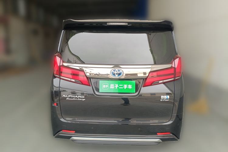Used Toyota Alphard 2023 Dual-Motor 2.5L Premium Golden Edition
