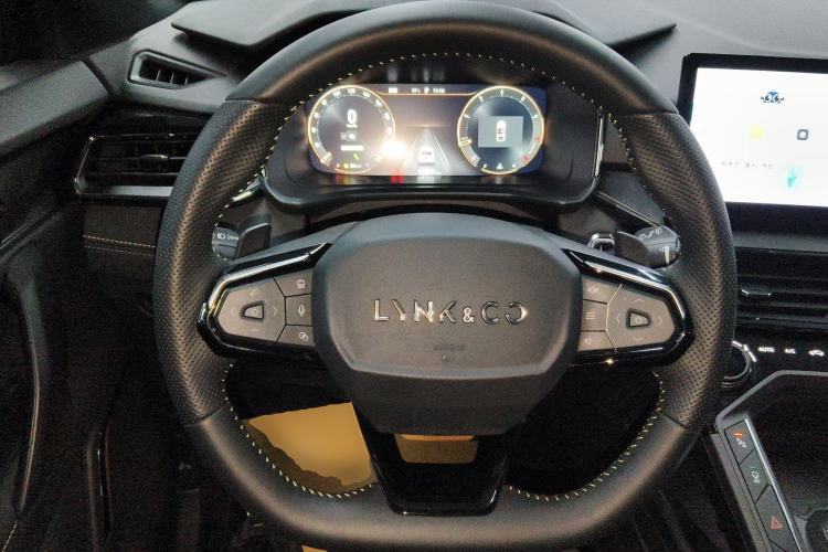 Used Lynk & Co 06 2023 Remix 1.5T Hero Steering Wheel
