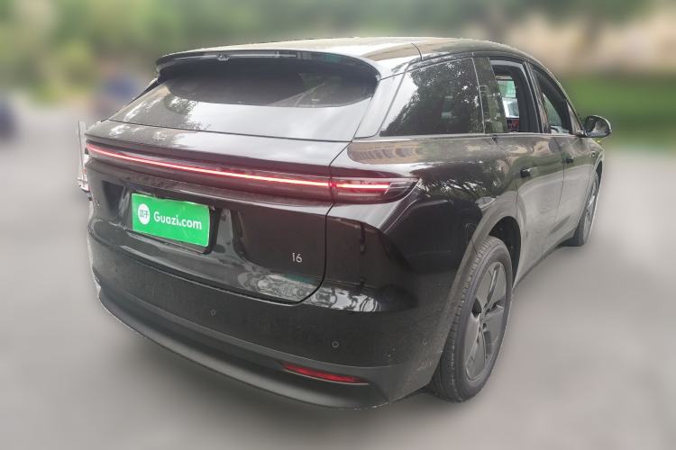 Used Li Auto i6 2025 Model Two-Wheel-Drive Standard Type
