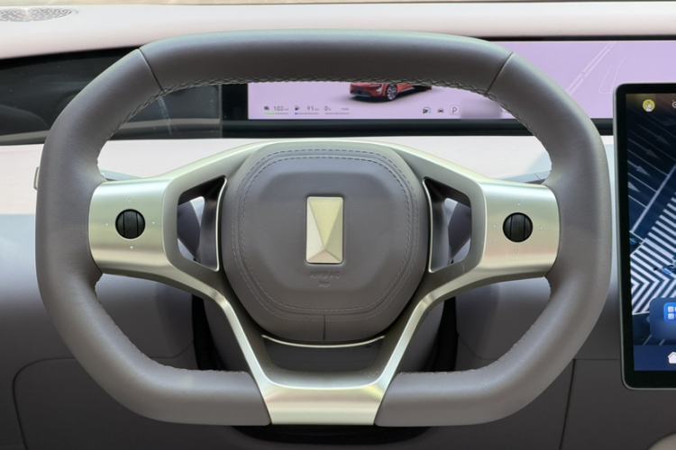 Used Avatr 06 2025 Pro Range-Extended Edition Interior 7