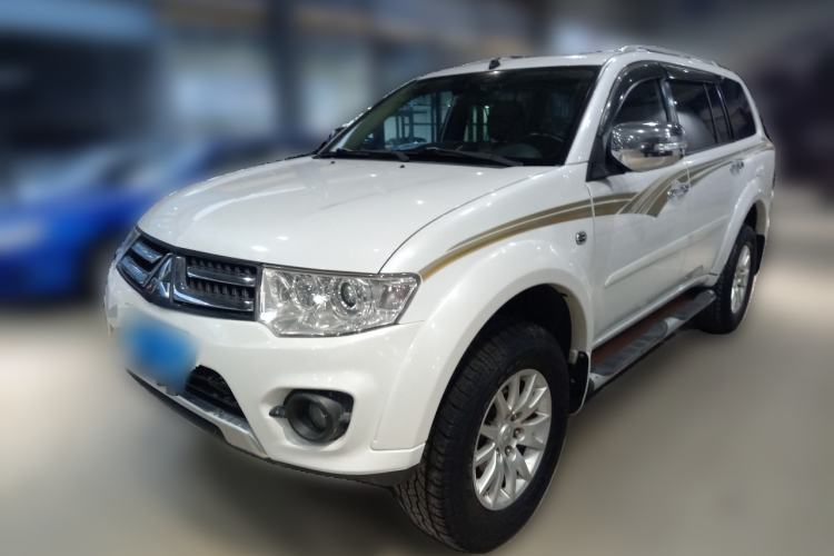 Used Mitsubishi Pajero Sport 2013 3.0L Automatic 4x4 Flagship Edition