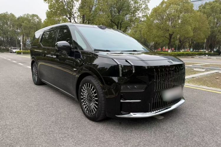 Used Zeekr 009 2024 Six-Seat Executive Version 4WD 108 kWh
