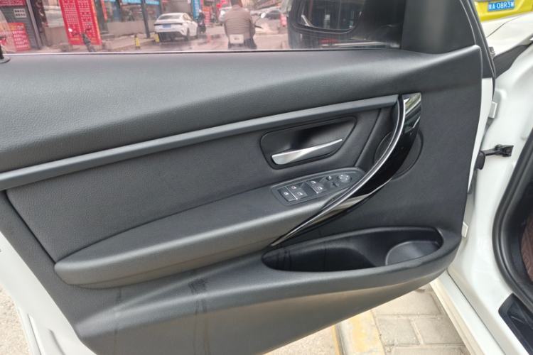 Used BMW 3 Series 2018 320Li Fashion Model
