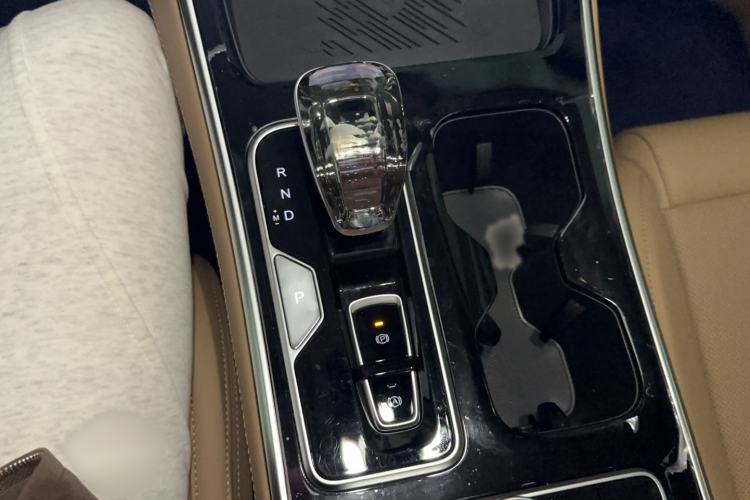 Used JAC Refine RF8 2024 Zhiling Edition 2.0T Flagship Model
