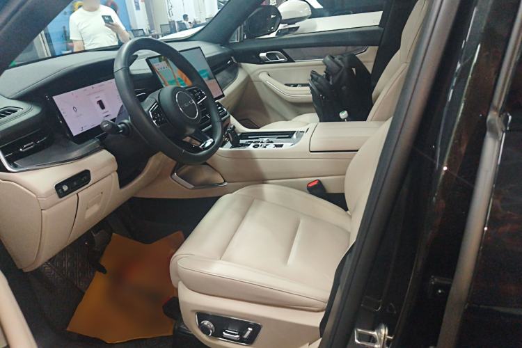 Used Lynk & Co 09 EM-P 2024 2.0TD EM-P Four-Wheel Drive HALO Six-Seater Left Front Seat