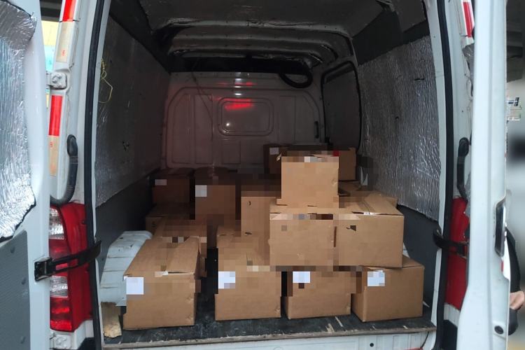 Used Foton Toano 2023 Urban Edition Van 2.0T Manual Short Wheelbase Mid-Height Roof Rear Single Tire 3-Seater