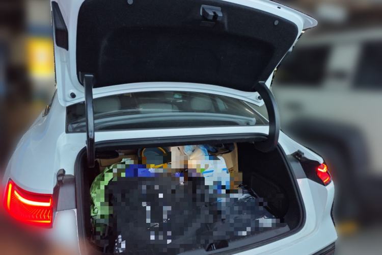 Used Geely Galaxy 8 2025 130km EM-i Deluxe Edition
