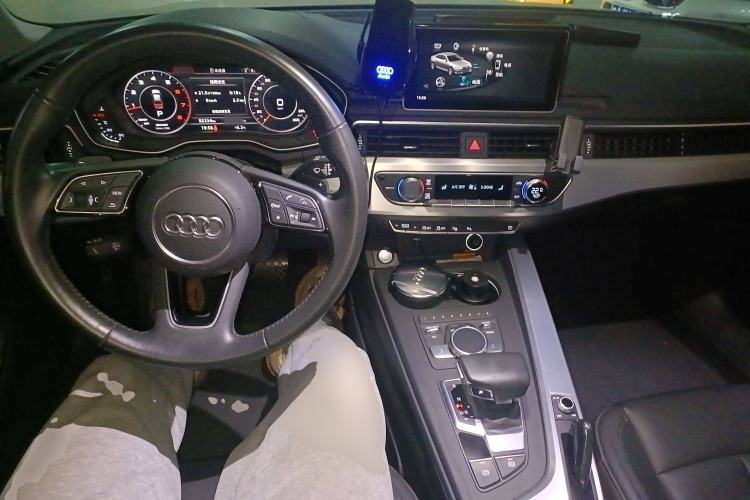 Used Audi A4L 2019 40 TFSI Fashion Edition China VI Emission Standard