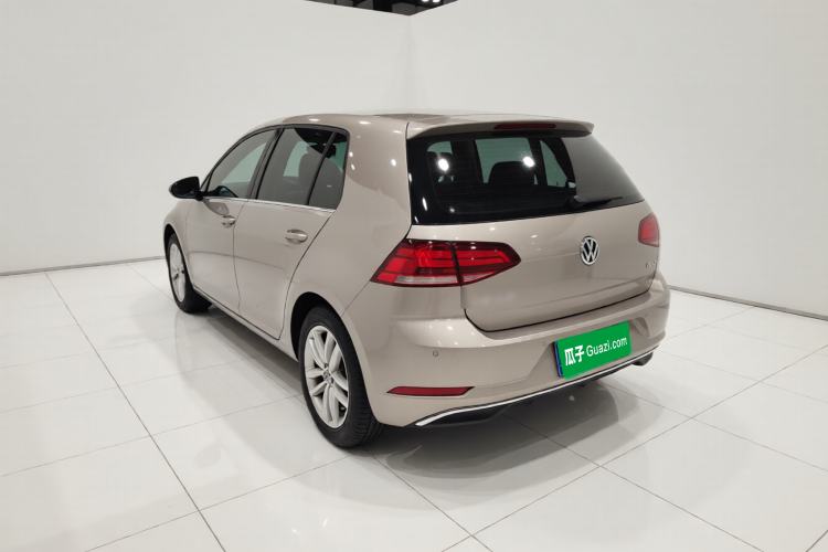 Used Volkswagen Golf 2018 1.6L Automatic Comfort Model Exterior 3