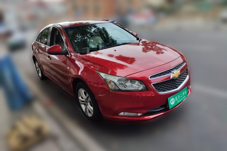 Used Chevrolet Cruze 2015 1.5L Classic SE AT Front Right 45 Deg