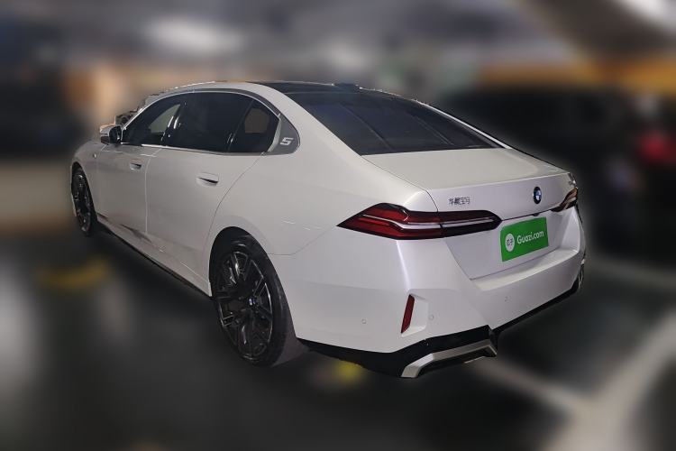 Used BMW 5 Series 2024 530Li Luxury Edition M Sport Package
