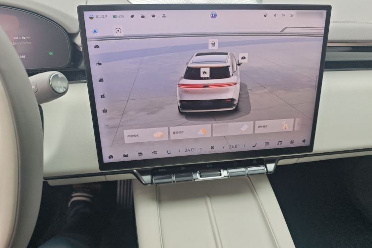 Used Zeekr 7X 2025 100 kWh Long-Range Rear-Wheel Drive with Intelligent Driving Features
