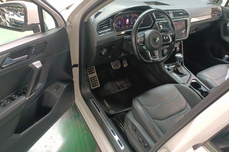 Used Volkswagen Tiguan L 2021 330TSI Automatic Two-Wheel Drive R-Line Enhanced Edition Driver Seat