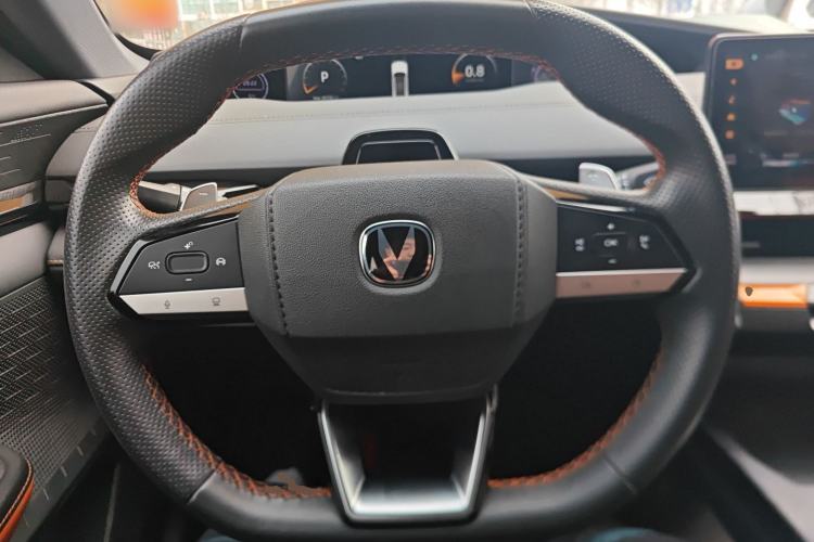 Used Changan UNI-V 2022 1.5T Prestige Version