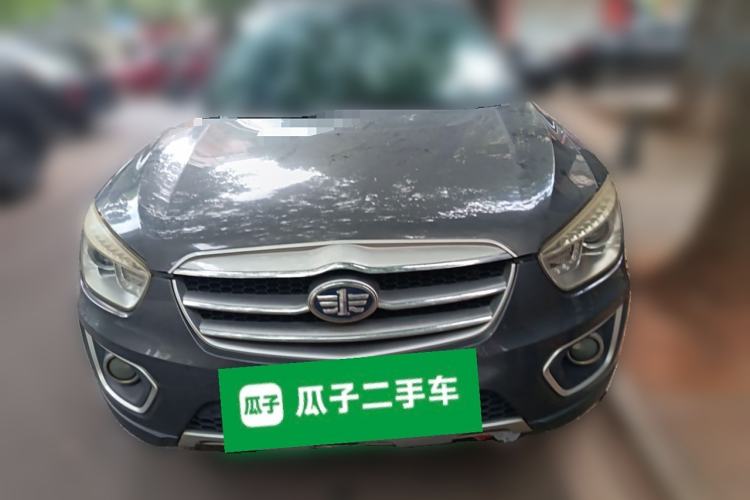 Used Bestune X80 2013 2.0L manual luxury version
