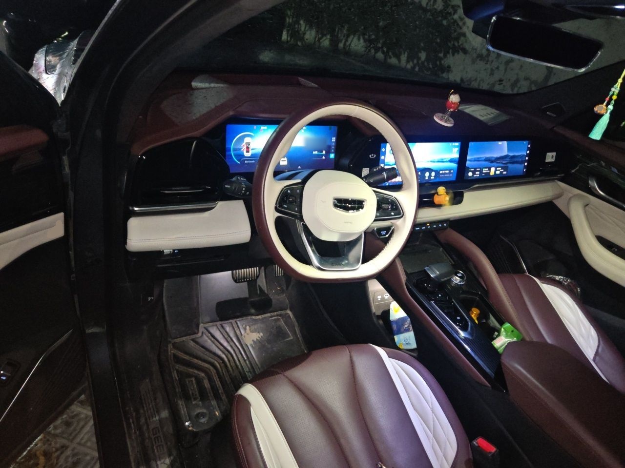 Geely Auto Monjaro L 2021 2.0TD High-Power Automatic All-Wheel-Drive Flagship Version — снимка 9