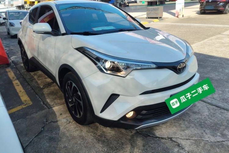 Used Toyota IZOA 2018 2.0L Yichi Version China VI Standard
