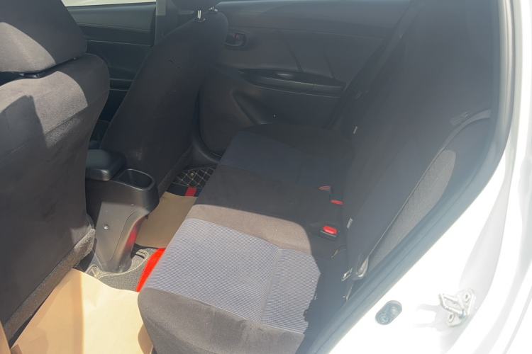 Used Toyota YARiS L Zhi Xuan 2016 Revised 1.5E CVT Charming Edition Left Rear Seat