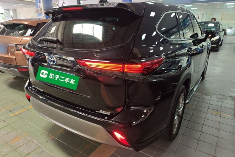 Used Toyota Highlander 2023 2.5L Smart Electric Hybrid Dual-Motor All-Wheel-Drive Luxury 7-Seater