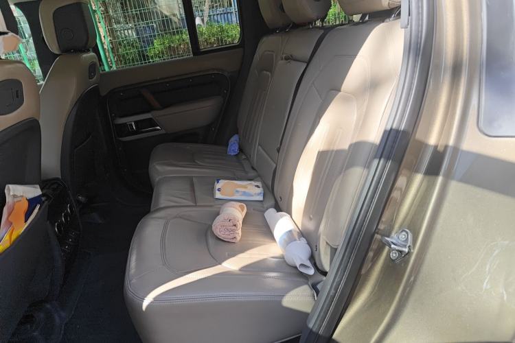 Used Land Rover Defender 2020 110 P400 HSE Left Rear Seat