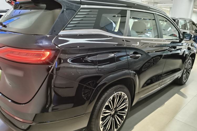 Used JETOUR Shanhai L9 2025 1.5TD 2DHT Luxury Edition 6-Seater
