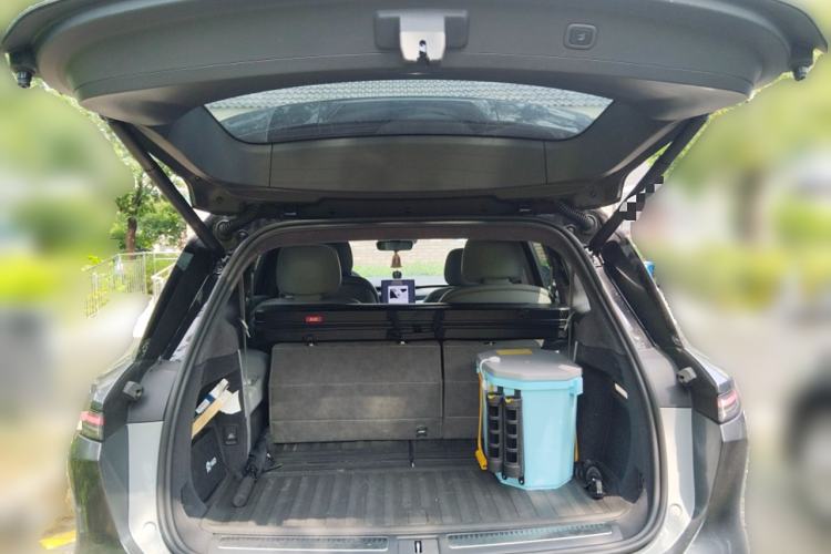 Used Nio ES8 2023 75 kWh Executive Edition
