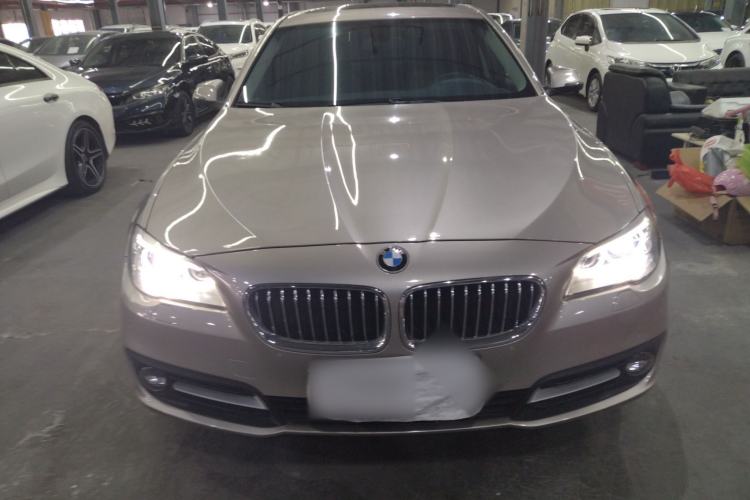 Used BMW 5 Series 2014 525Li Leading Model

