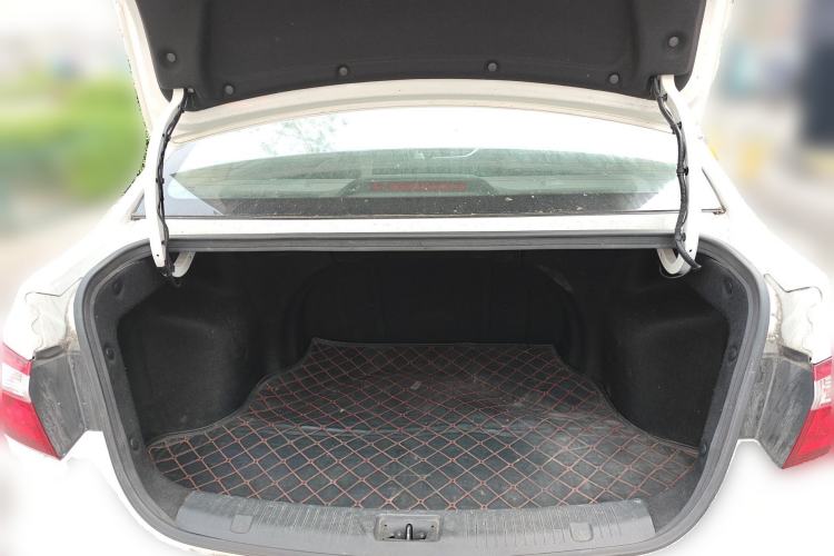 Used CHANGAN Alsvin V7 2015 1.6L Manual Joyride Model China IV Standard Trunk