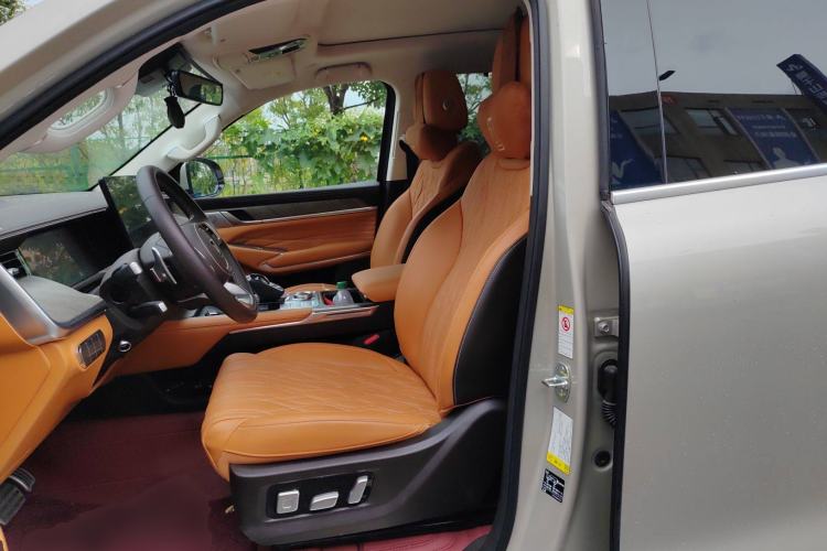 Used Tank 500 New Energy 2023 Hi4-T
