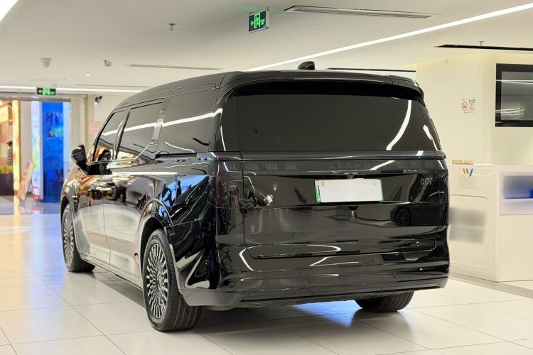 Used Zeekr 009 2022 WE Edition