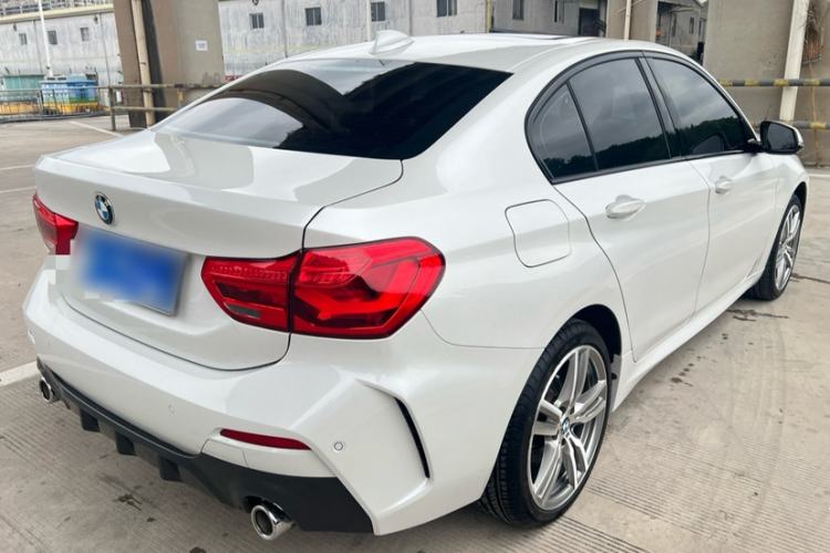 Used BMW 1 Series 2020 125i Leading Model M Sport Package Exterior 6