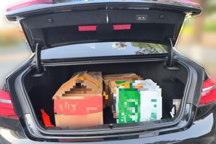 Used BMW 7 Series 2018 740Li Leading Model Excellence Package
