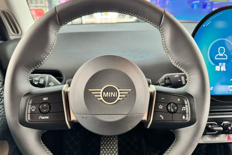 Used MINI Electric COOPER 2024 456km COOPER E Classic Edition