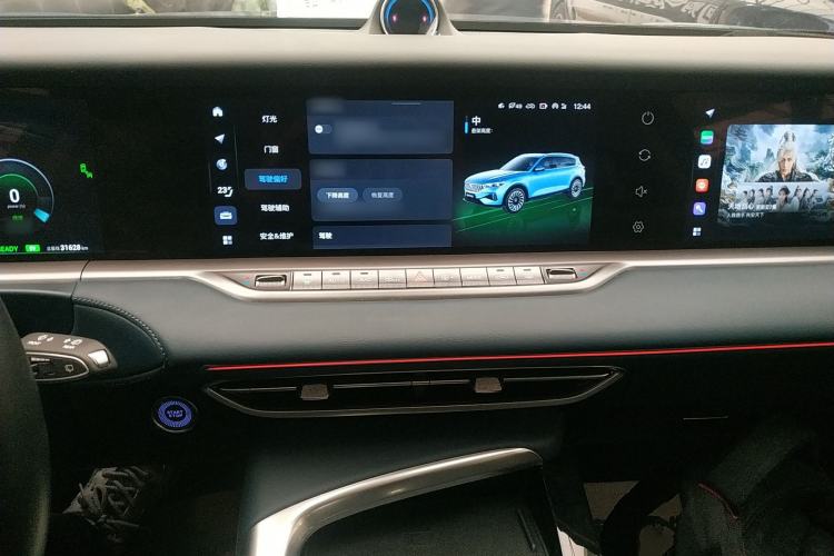 Used VOYAH FREE 2023 Four-Wheel Drive Extended-Range Model with Ultra-Long Range
