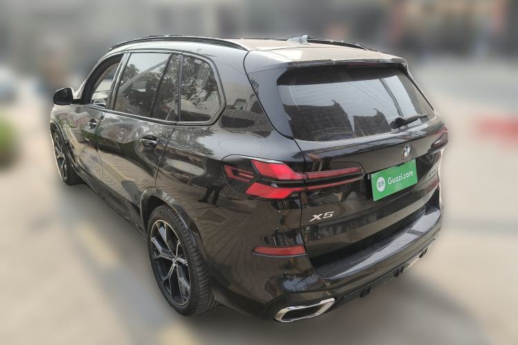 Used BMW X5 2023 xDrive 30Li Luxury M Sport Night Edition Package
