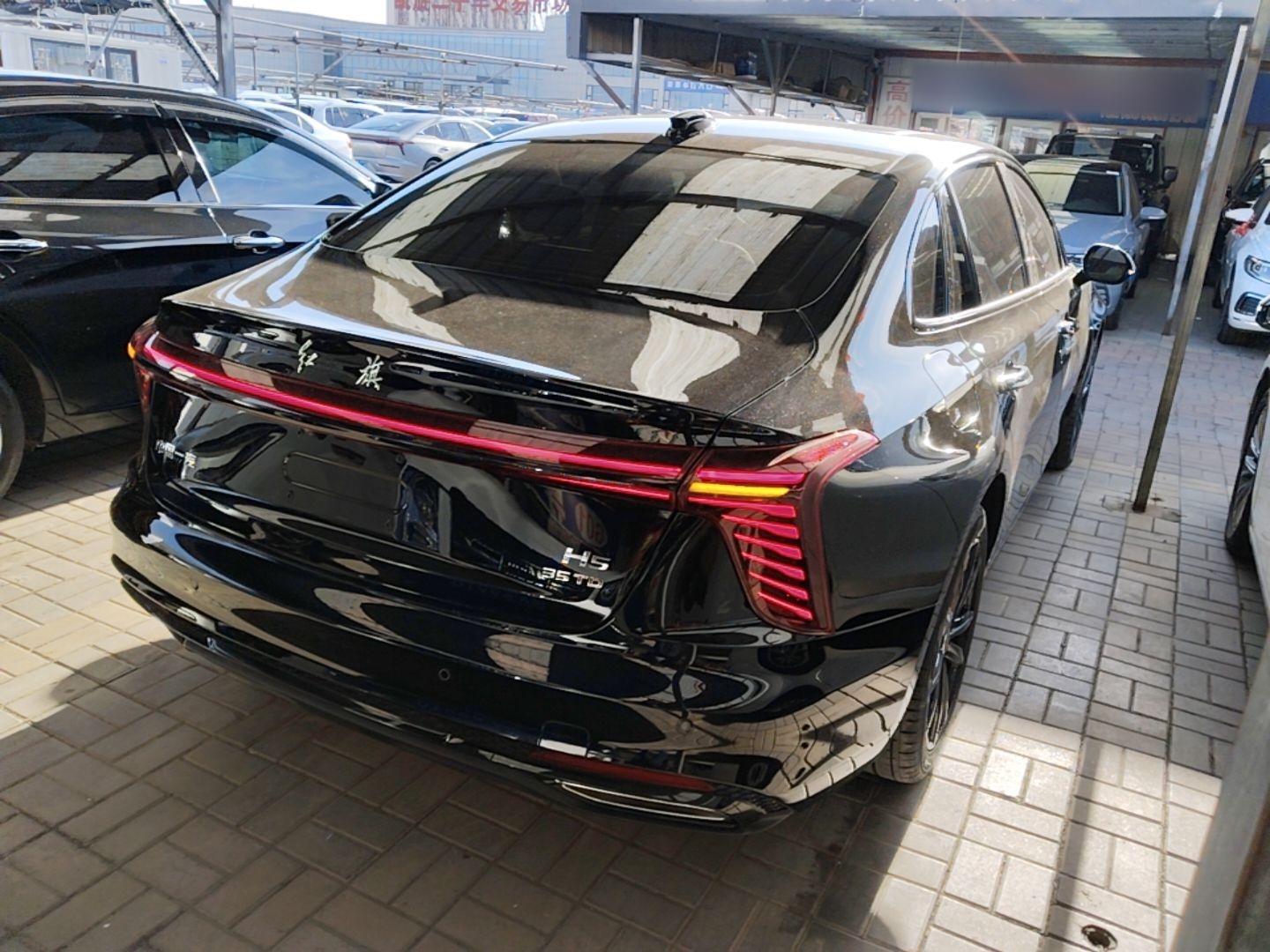 Hongqi H5 2025 1.5T DCT Xuan Ying Edition — снимка 6
