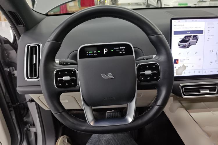 Used Li Auto L9 2022 Max model
