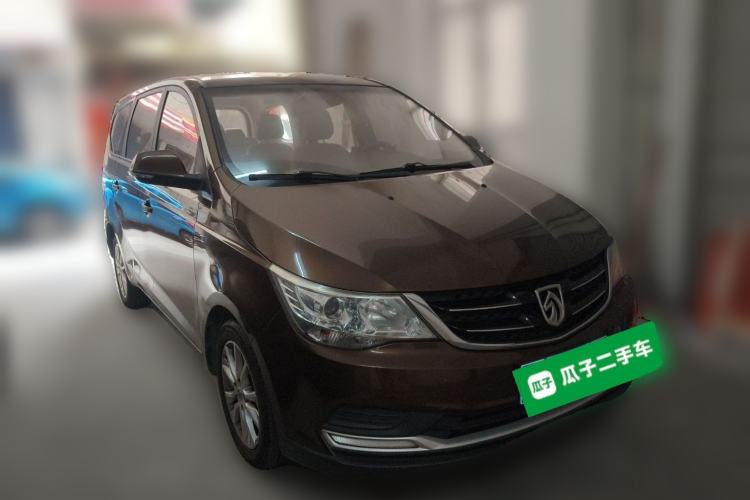 Used Baojun 730 2016 1.5L Manual Standard Version 7 Seats Front Right 45 Deg