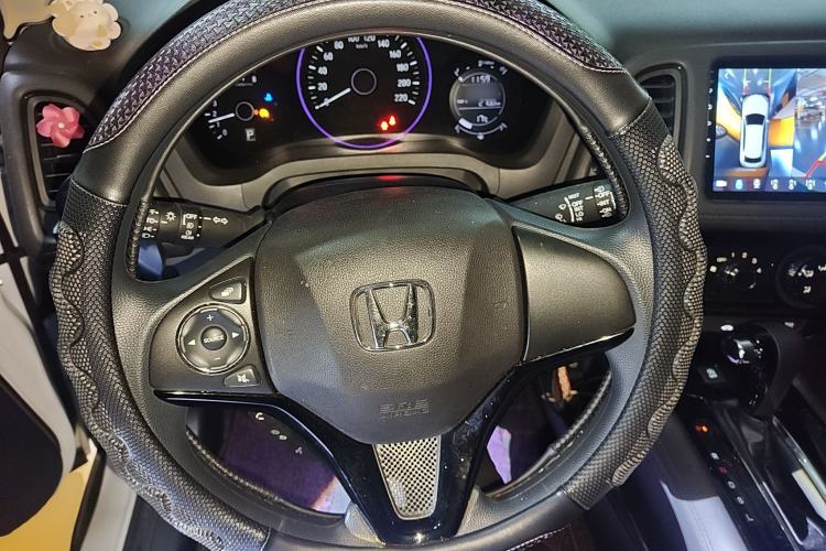 Used Honda Vezel 2020 1.5L CVT Pioneer Edition