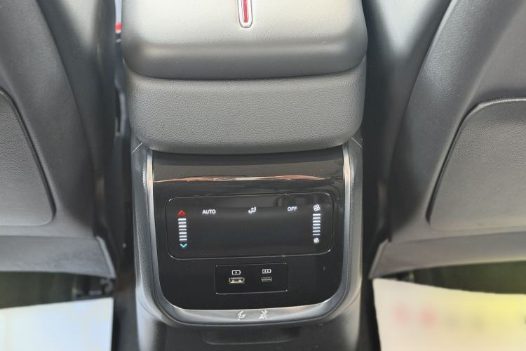 Used Hongqi HS7 PHEV 2024 2.0T PHEV Four-Wheel Drive Flagship Edition 7 Seats
