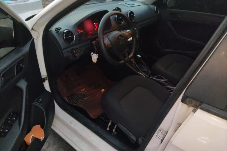 Used Volkswagen Jetta 2017 1.5L Automatic Fashion Model
