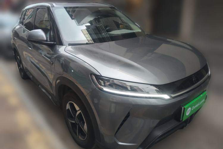 Used BYD Yuan UP 2024 401KM Leading Edition Front Right 45 Deg