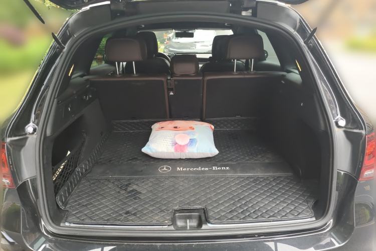 Used Mercedes-Benz GLC 2020 Facelift GLC 260 L 4MATIC Luxury Edition Trunk